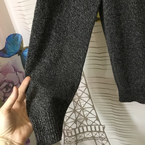 Calvin Klein Men's 1/4 Zip Sweater-Size XL in Dark Gray - Picture 5 of 10